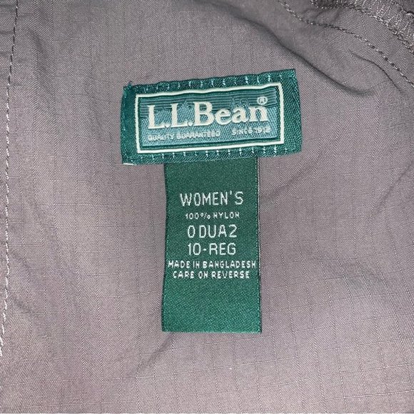 L.L. Bean Crop Pants Women’s Size 10 US Tan Khaki Nylon Hiking Capris‎ Ripstop - Picture 6 of 7